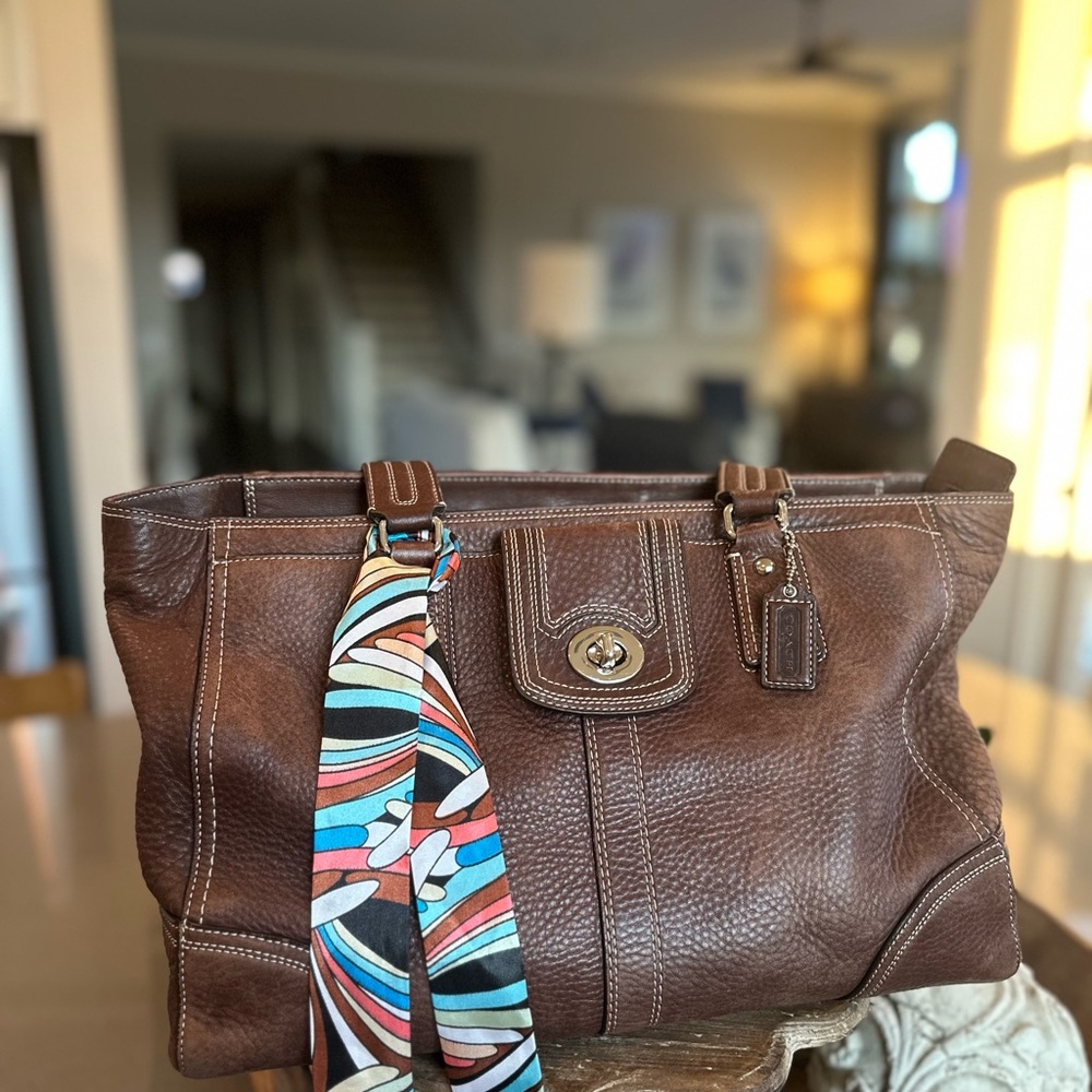 Coach Brown Shoulder Bag with Multicolor Scarf